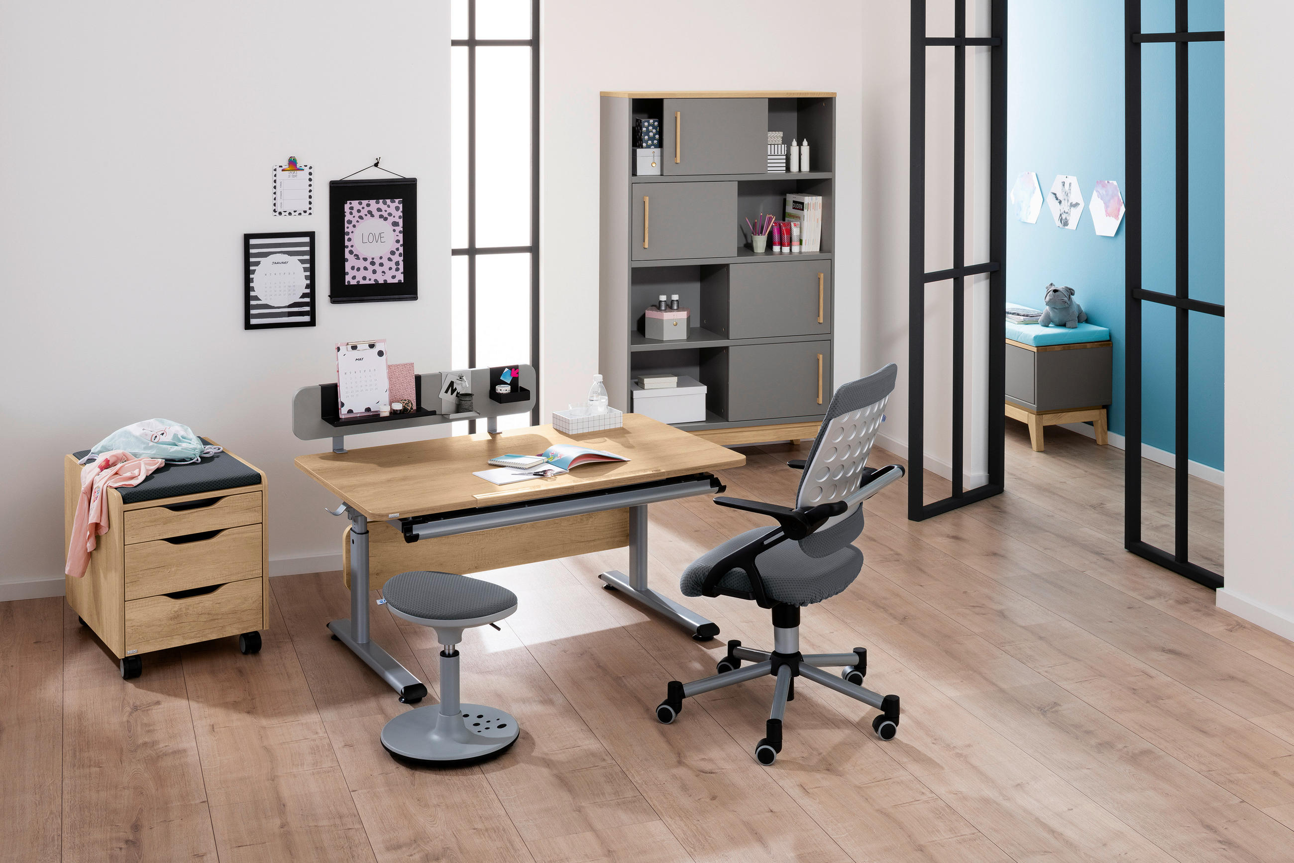 JUGENDSCHREIBTISCH 120/70/53-79 cm  - Eichefarben/Silberfarben, Basics, Holzwerkstoff/Metall (120/70/53-79cm) - Paidi