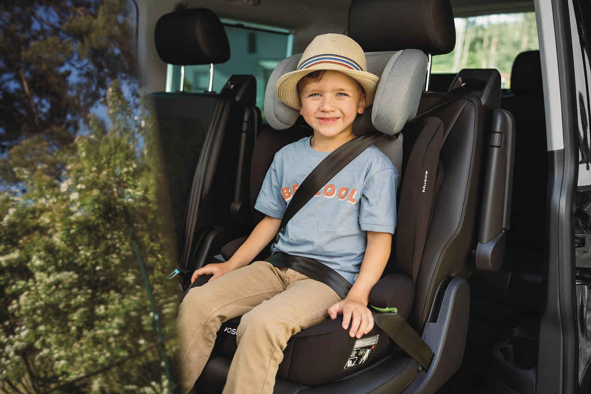 KINDERAUTOSITZ MUSCA ECE R 129 i-SIZE  - Hellgrau/Schwarz, Basics, Kunststoff/Textil (44/55/43cm) - Osann