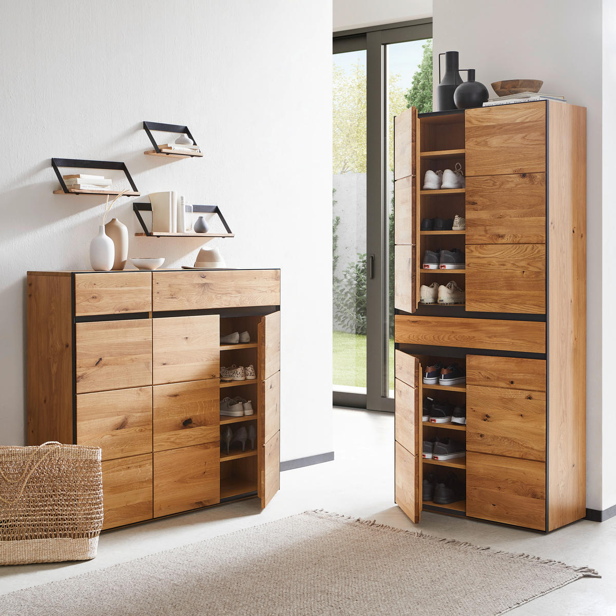 SCHUHSCHRANK Wildeiche furniert, massiv Anthrazit, Eichefarben  - Wildeiche/Eichefarben, Natur, Holz/Holzwerkstoff (89/200/38cm) - Linea Natura