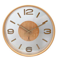 RADIJSKI UPRAVLJANI SAT  30 cm        - svijetlo smeđa, Basics, staklo/plastika (30cm) - Ambia Home