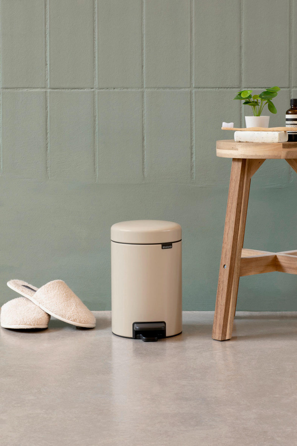 ODPADKOVÝ KÔŠ  5 l - Design (27,2/20,5/29,1cm) - Brabantia