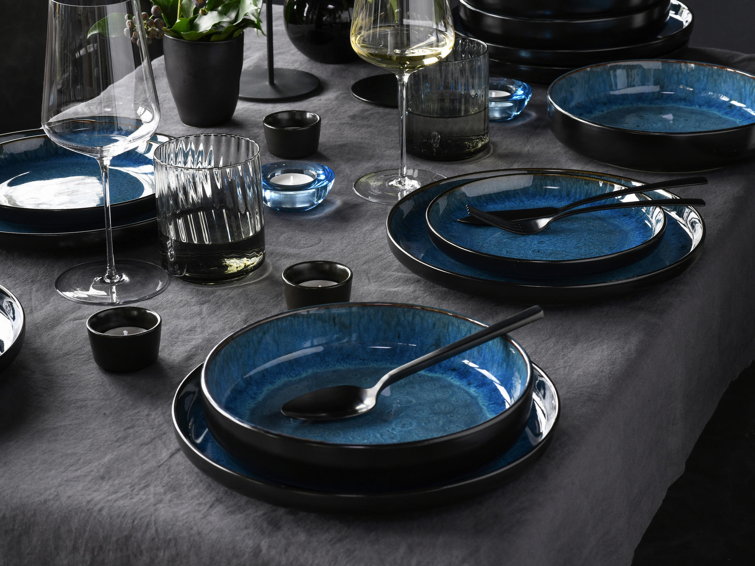 TAFELSERVICE Blau 18-teilig  - Blau, Basics, Keramik (44/43/32cm) - Creatable