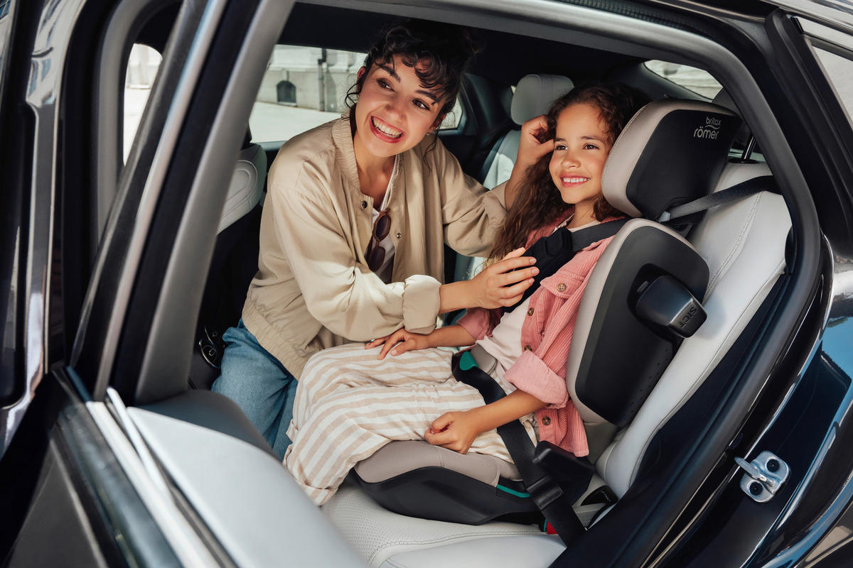 KINDERAUTOSITZ Kidfix Pro  - Taupe/Hellbraun, Basics, Kunststoff/Textil (48/83/42cm) - Britax Römer