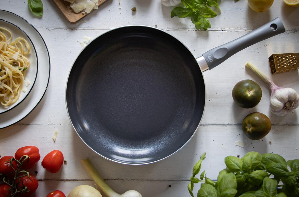 BRATPFANNE Ducato Keramikbeschichtung 20 cm  - Basics, Metall (20cm) - ELO