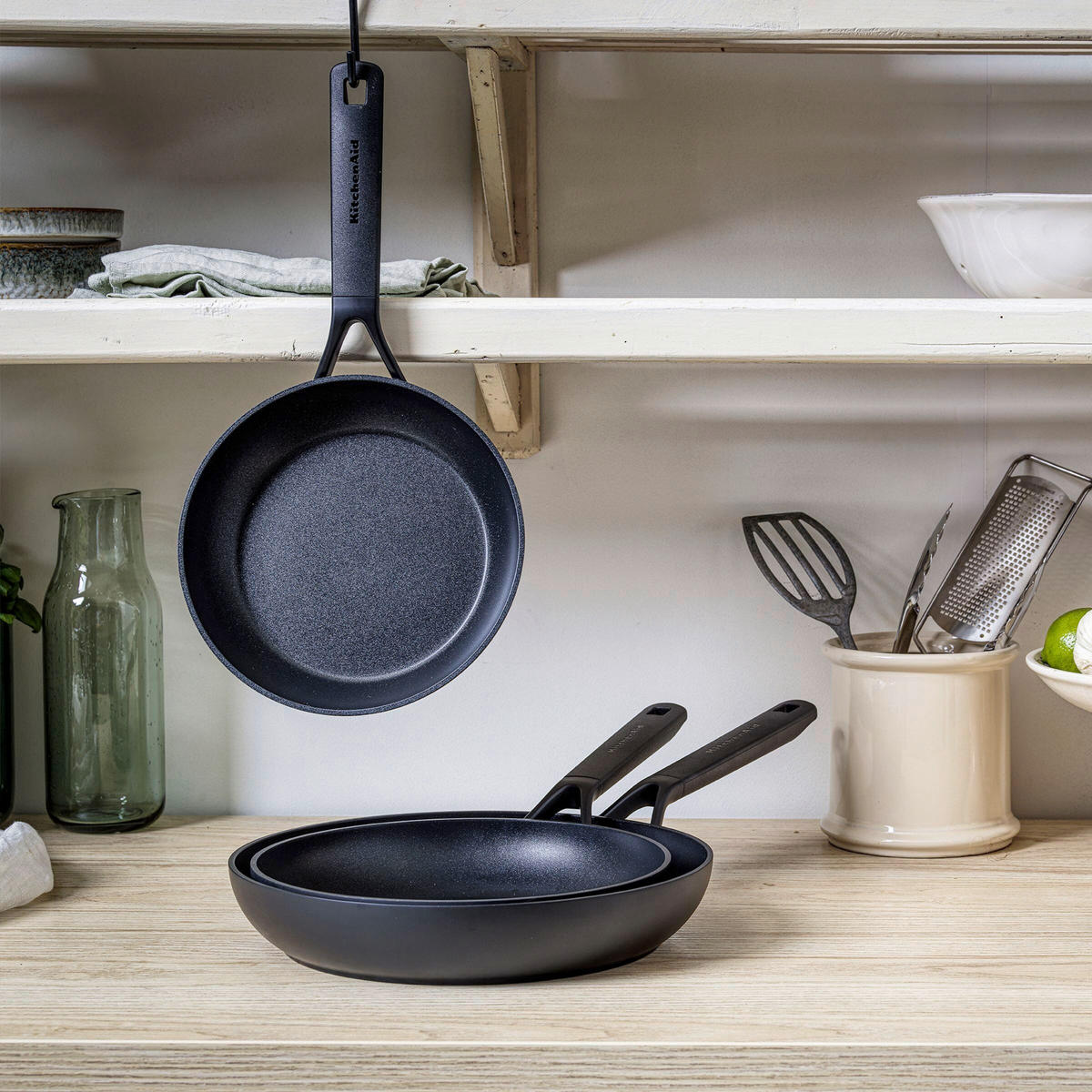 PFANNENSET Classic Forged Aluminium Aluminium 2-teilig  - Schwarz, Basics, Kunststoff/Metall (20, 28cm) - Kitchenaid