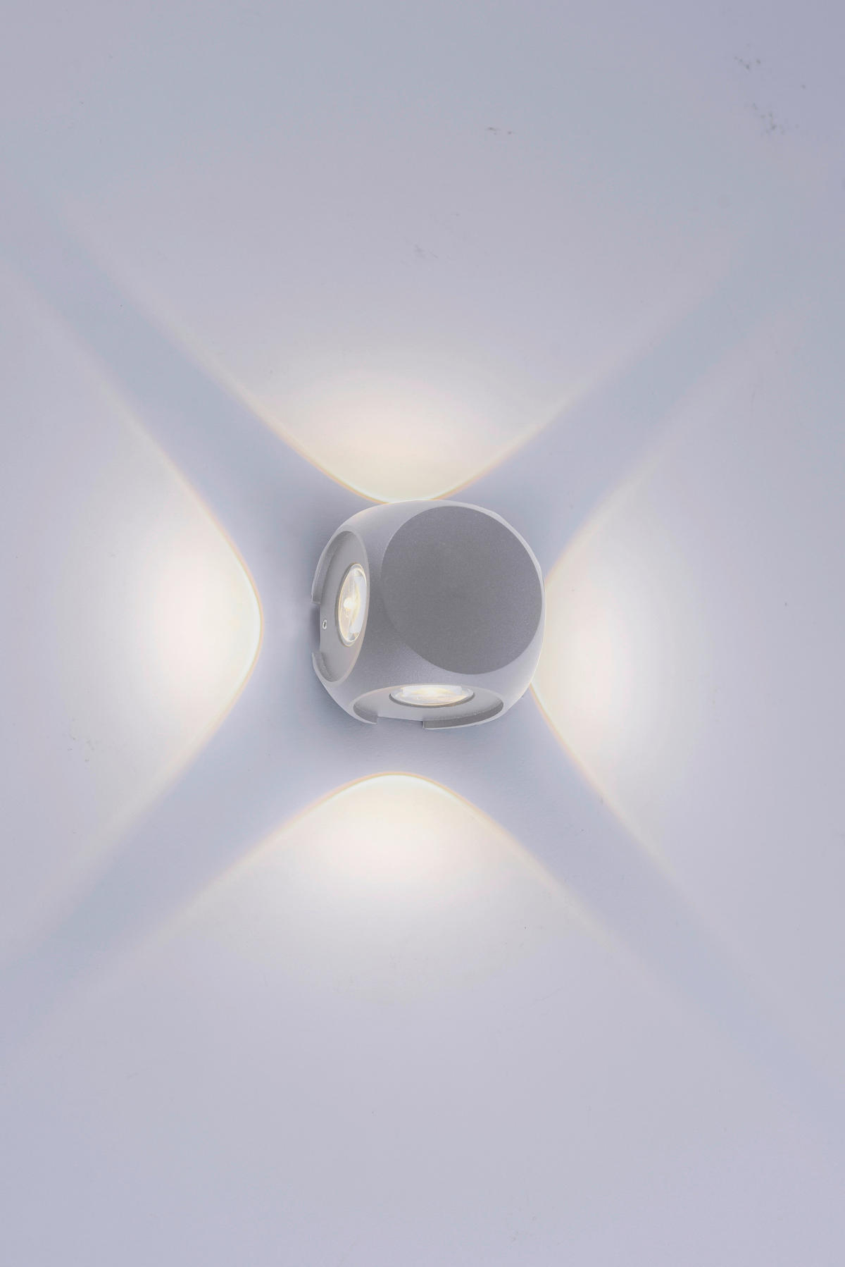 ZIDNA SVJETILJKA VANJSKA CARLO  - srebrne boje, Basics, metal/plastika (6,5/5,6/6,5cm)