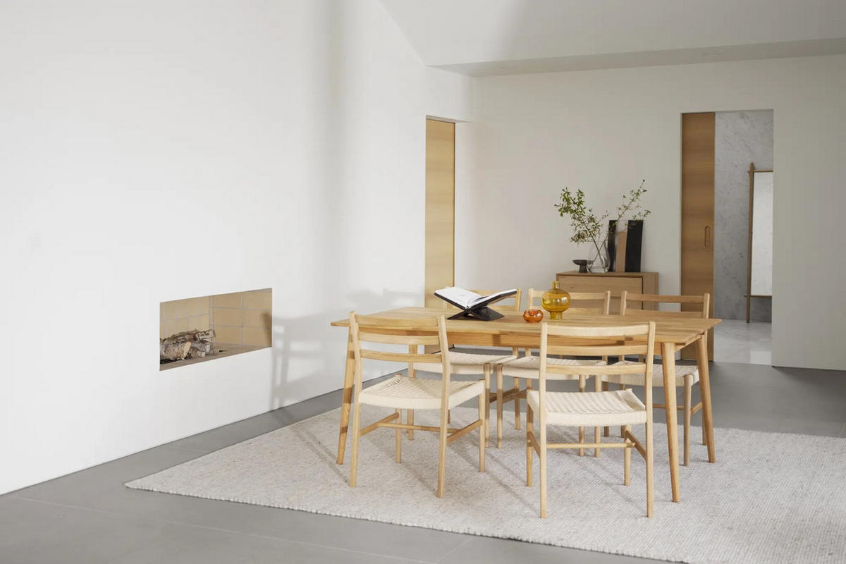 MATBORD ekfärgad rektangulär  utdragbar, finns i olika storlekar, finns i olika trädekorer  - ekfärgad, Design, trä (180/90/74cm) - Rowico