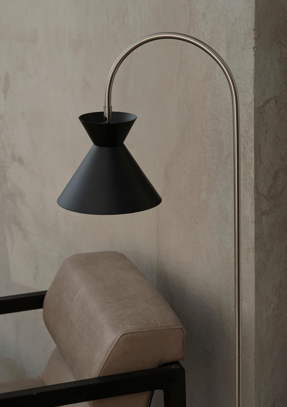 STEHLEUCHTE 24/45/140 cm    - Schwarz, Basics, Metall (24/45/140cm) - Osram