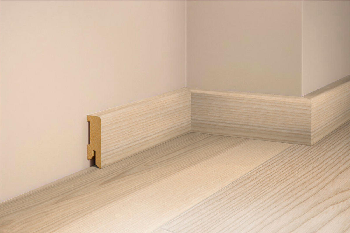 SOCKELLEISTE, Esche Natur Pur  - Basics, Holz (250/5/1,6cm) - Tilo