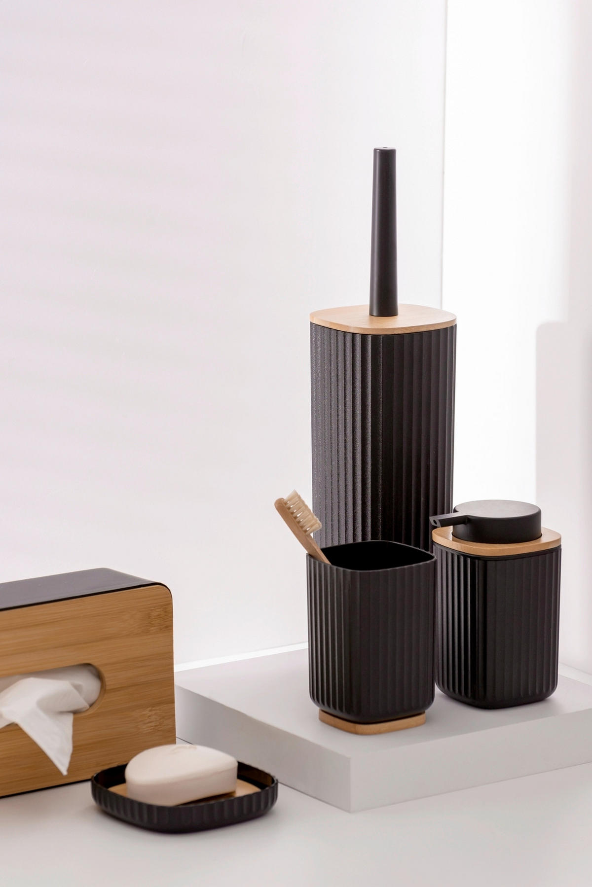 WC-BÜRSTENGARNITUR - Schwarz, Basics, Naturmaterialien/Kunststoff (10/36/10cm) - Wenko