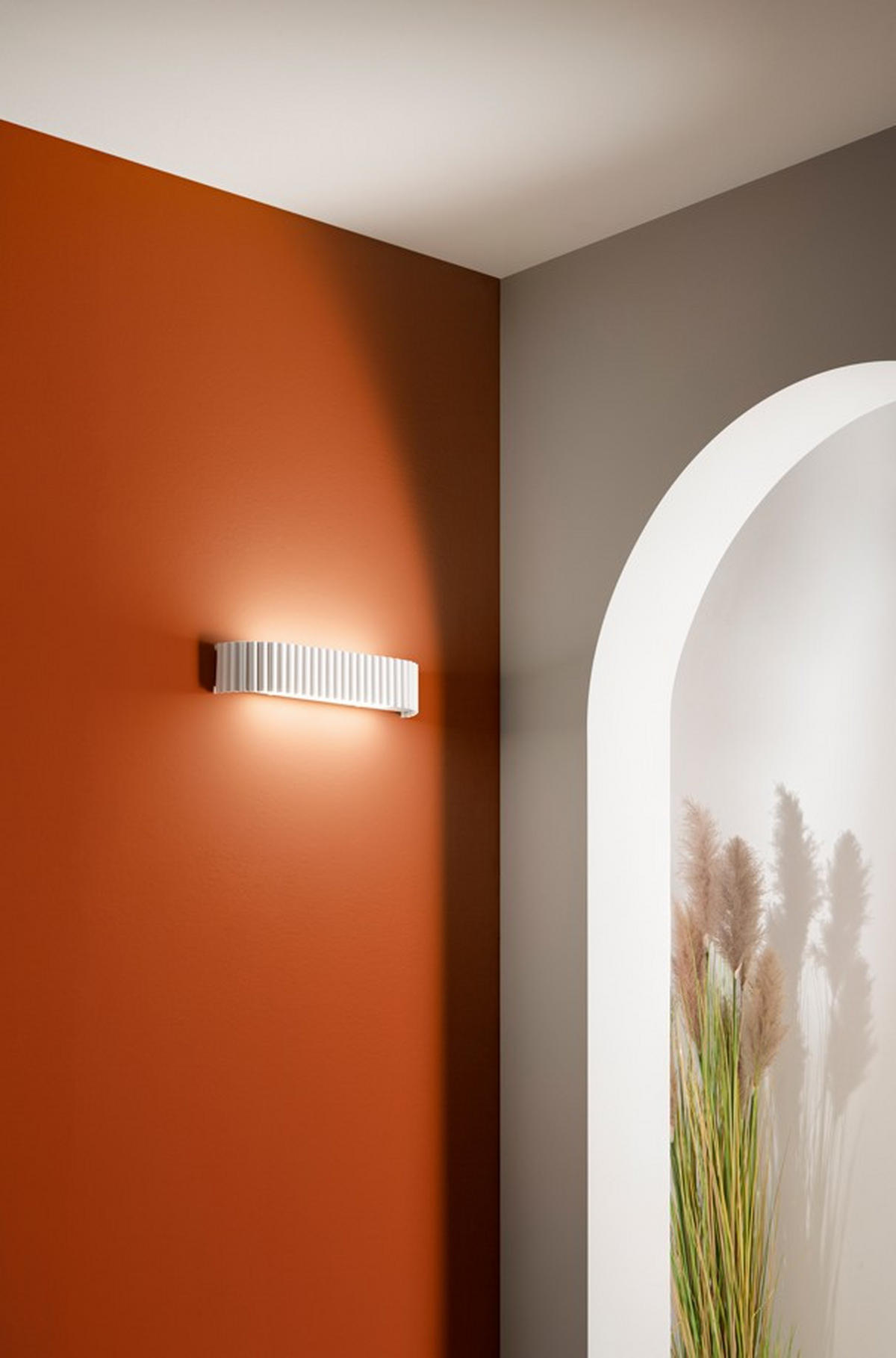 LED-WANDLEUCHTE Luce Ambiente e Design 40/8/9,2 cm   - Weiß, Design, Kunststoff/Metall (40/8/9,2cm)