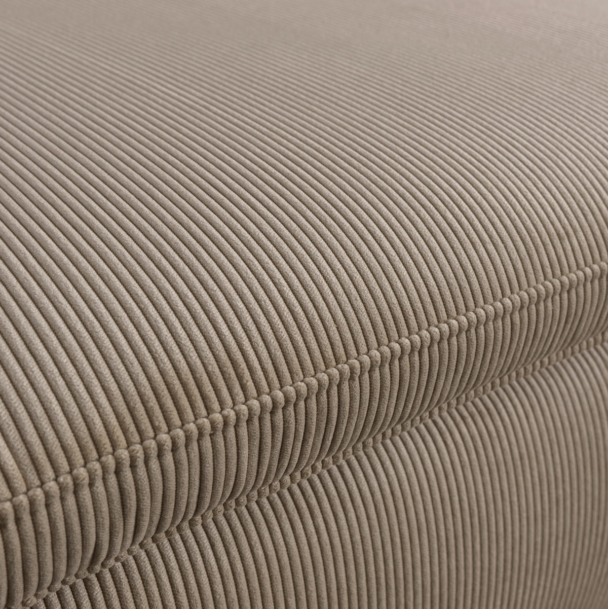 BOXSPRINGSOFA in Cord Beige  - Beige/Schwarz, Design, Textil/Metall (200/100/108cm) - Novel