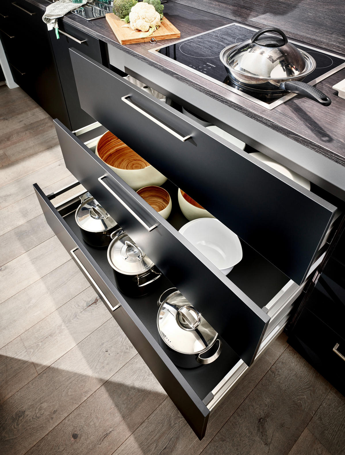 EINBAUKÜCHE   - Design, Holzwerkstoff - Dieter Knoll