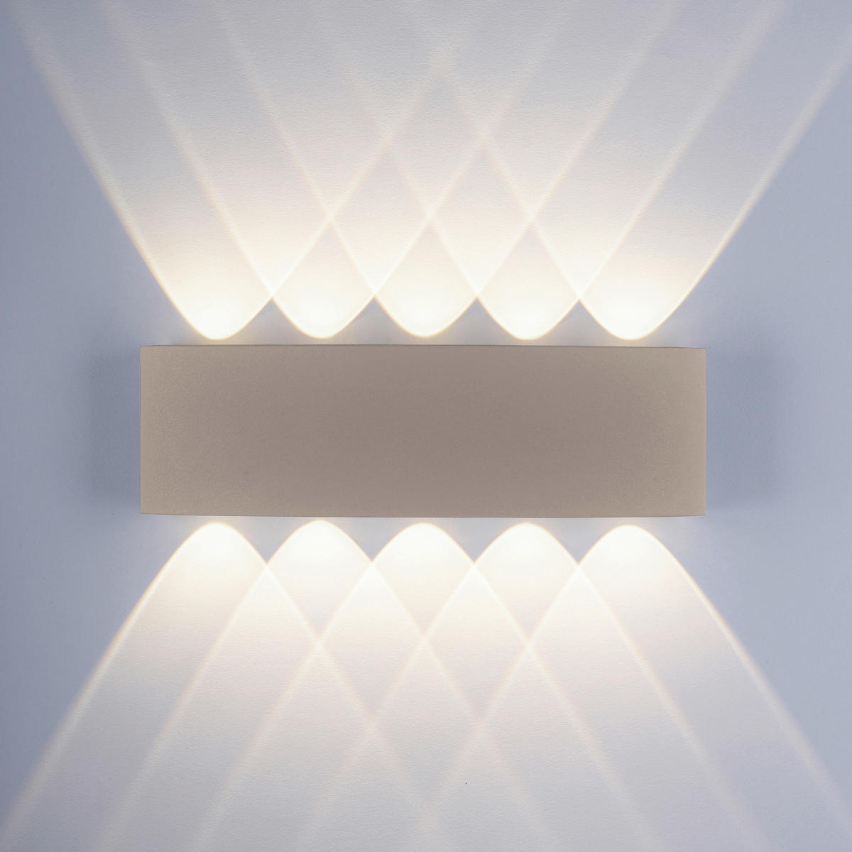 LED-WANDLEUCHTE 27/4,7/8 cm   - Sandfarben, Design, Metall (27/4,7/8cm)