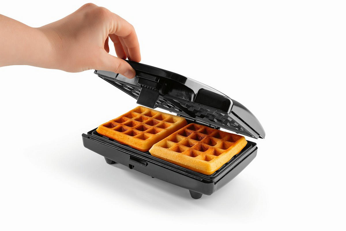 WAFFELEISEN GOURMETmaxx  - Schwarz, Basics, Kunststoff/Metall (22/17,8/8cm) - GOURMETMAXX