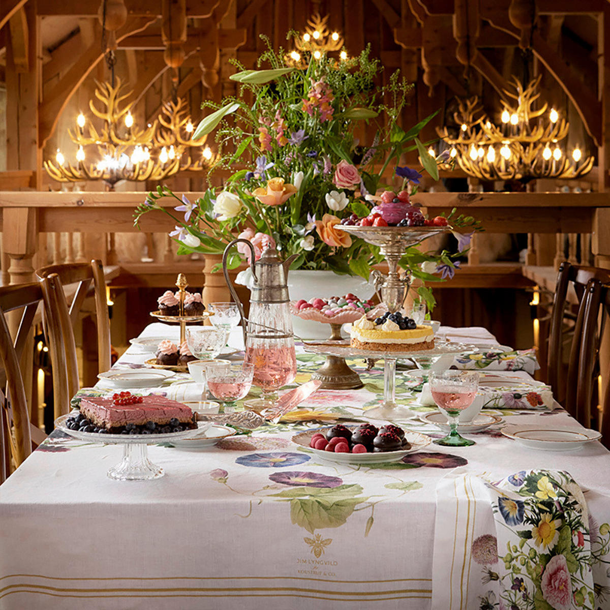 TISCHDECKE Textil Multicolor 145/220 cm  - Multicolor, Basics, Textil (145/220cm)