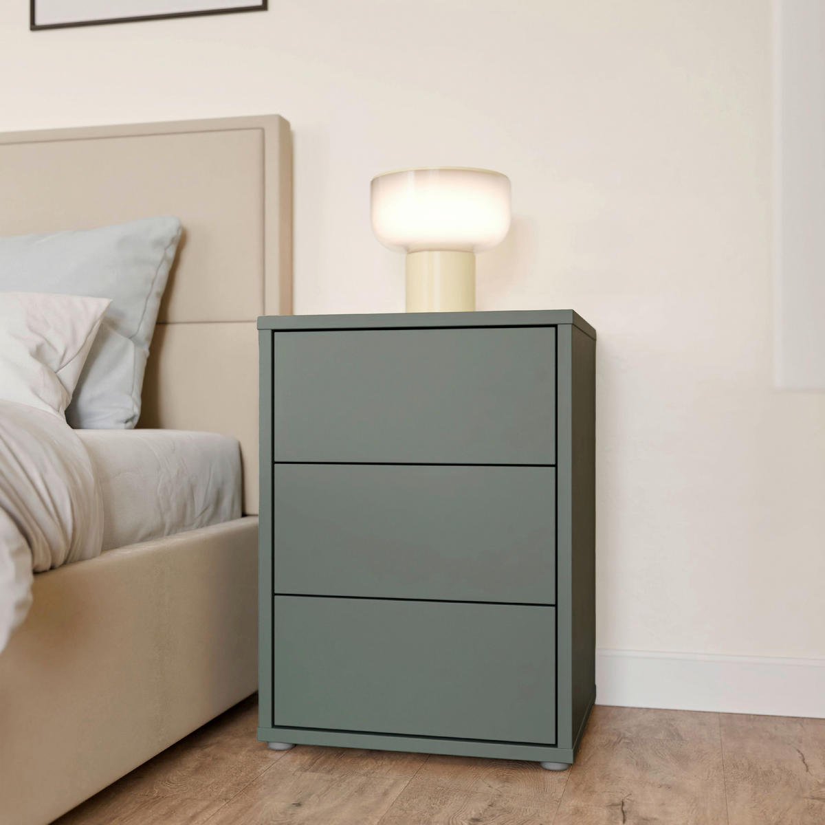 NACHTSCHRANK 50/69/42 cm  - Salbeigrün/Silberfarben, Trend, Holzwerkstoff/Kunststoff (50/69/42cm) - Carryhome