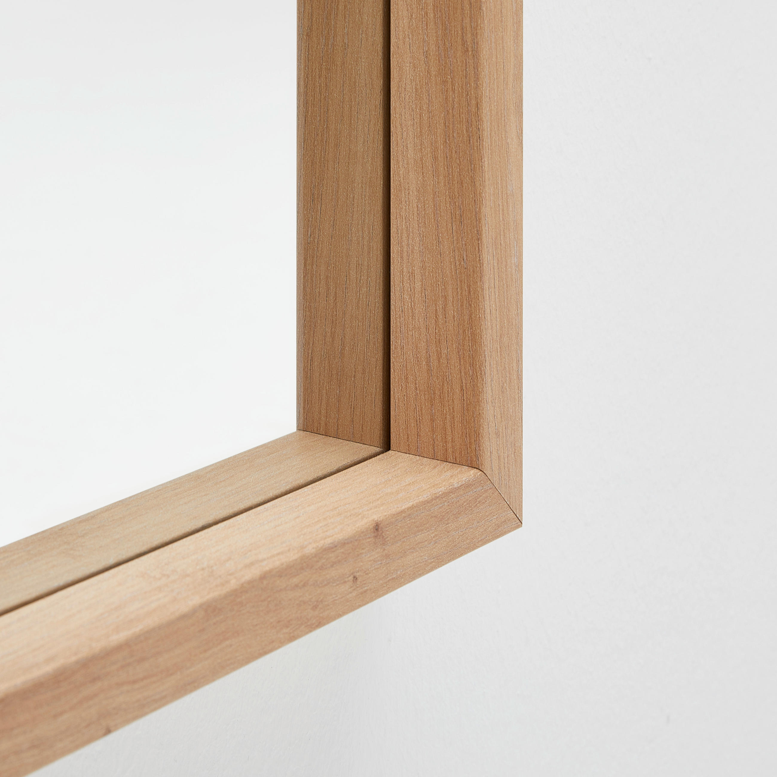 STENSKO OGLEDALO, 33/138/4 cm steklo  - barve hrasta, Design, steklo/leseni material (33/138/4cm) - Carryhome