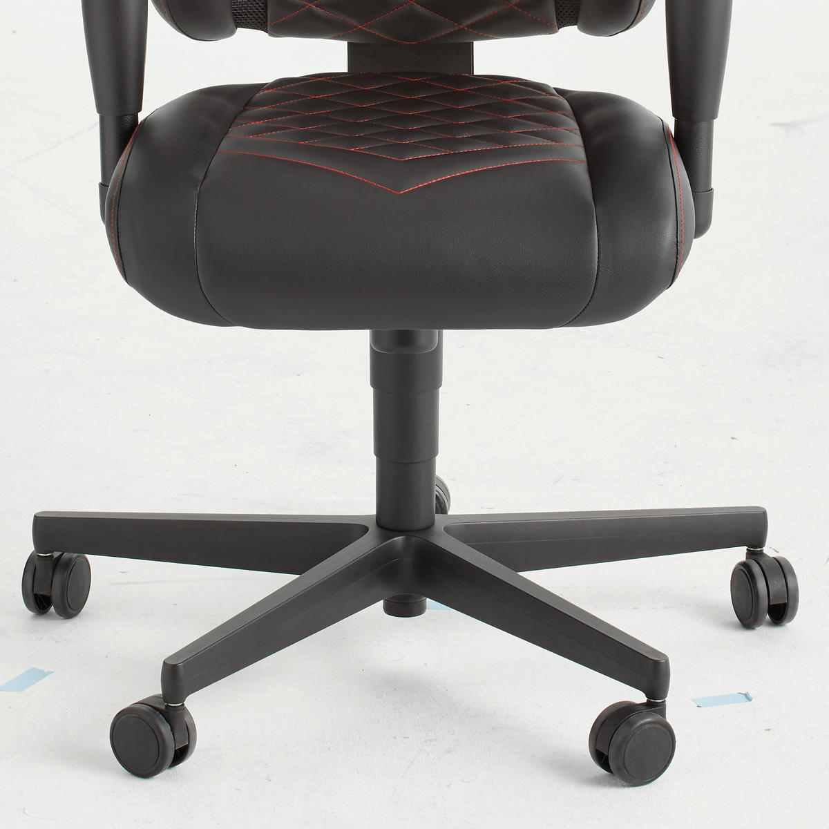 DREHSTUHL  in Lederlook Schwarz  - Rot/Schwarz, Design, Kunststoff/Textil (47,5/99-127/44cm) - Dieter Knoll