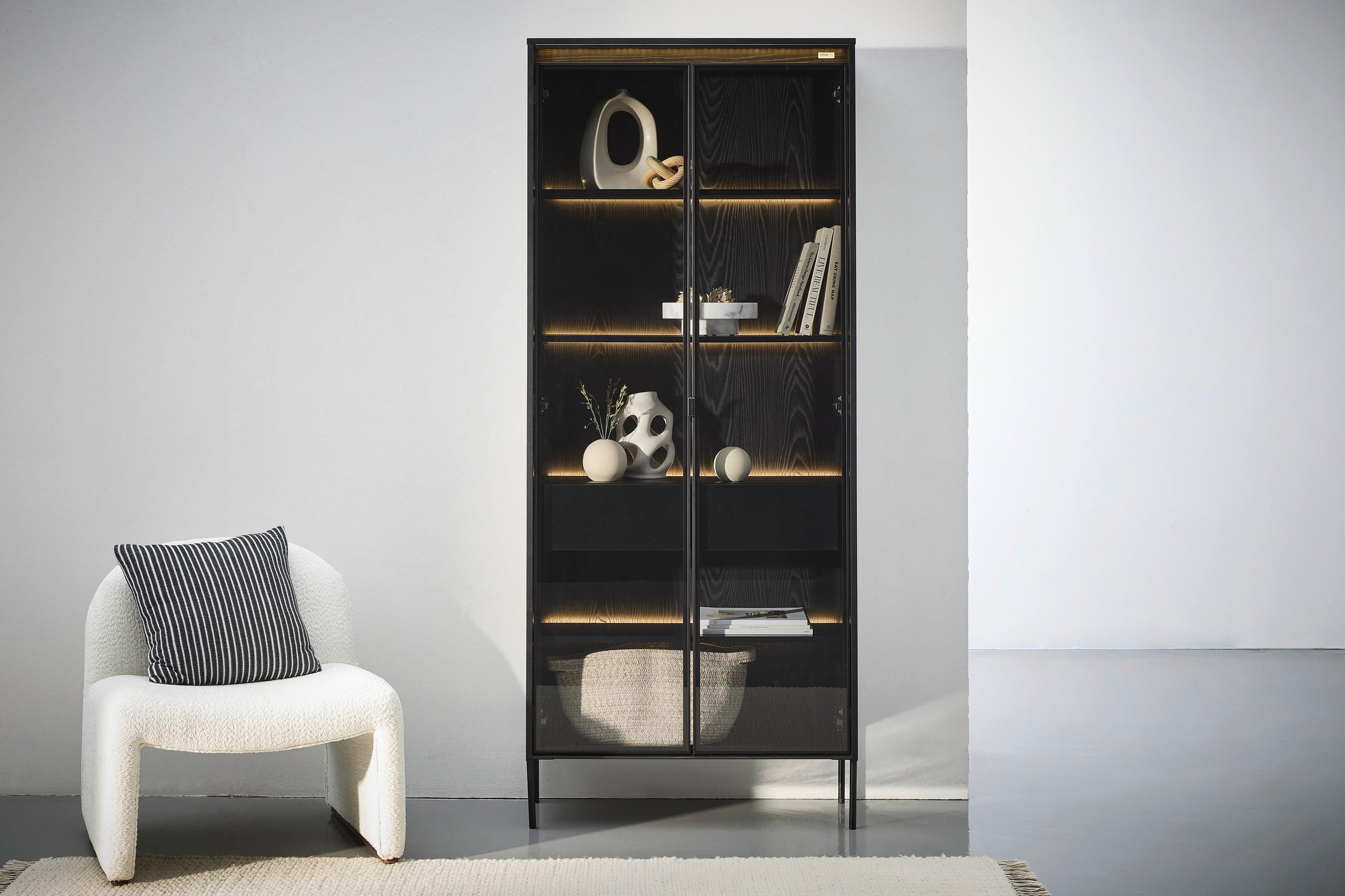 VITRINE in Schwarz  - Schwarz, Design, Glas/Holzwerkstoff (86/204/34cm) - Hom`in