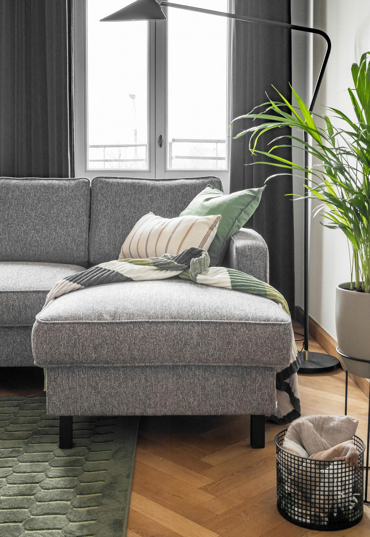HÖRNSOFFA i struktur grå  - svart/grå, trä/textil (228/148cm) - MID.YOU