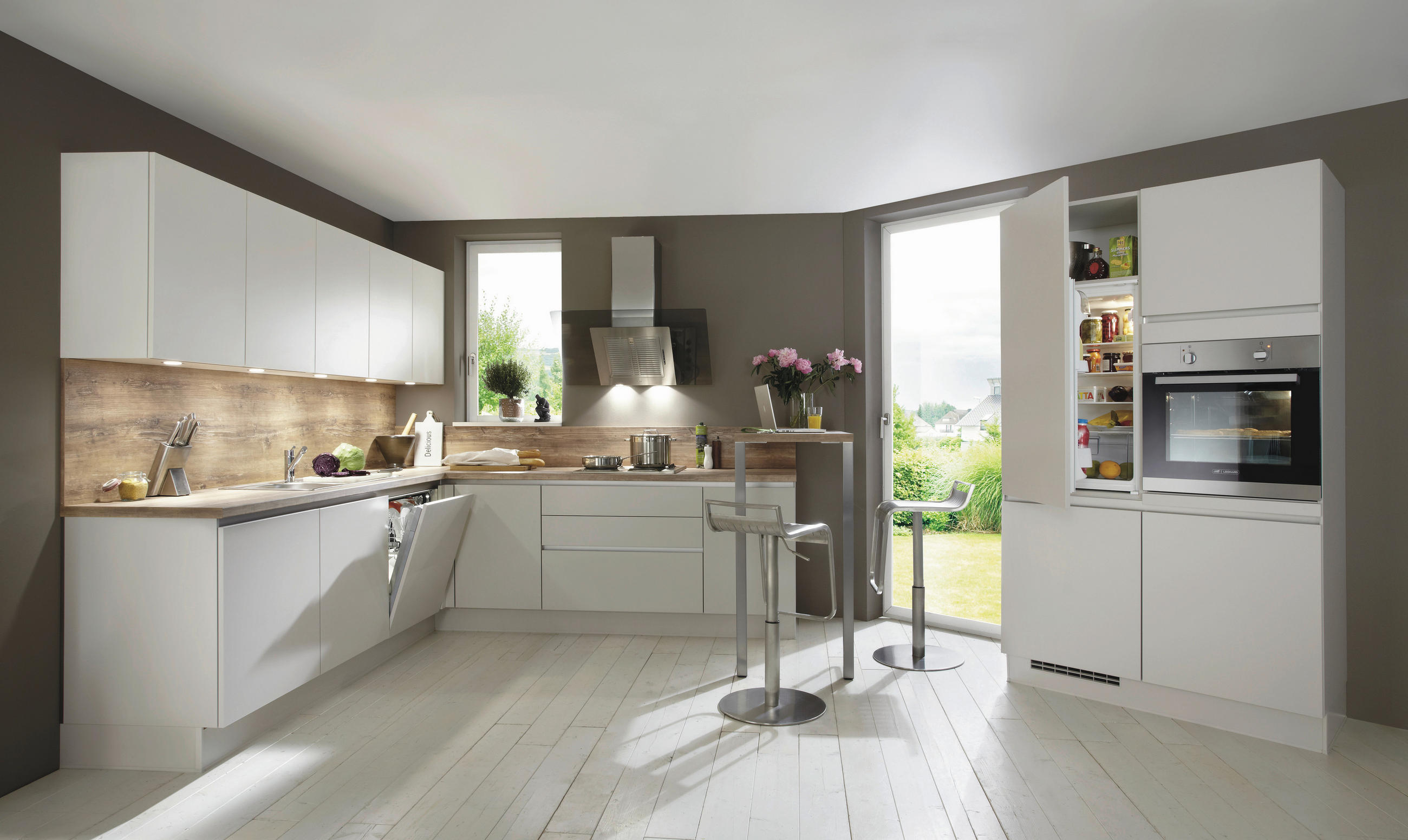 INBYGGNADSKÖK   - sandfärgad, Design, trämaterial - Celina