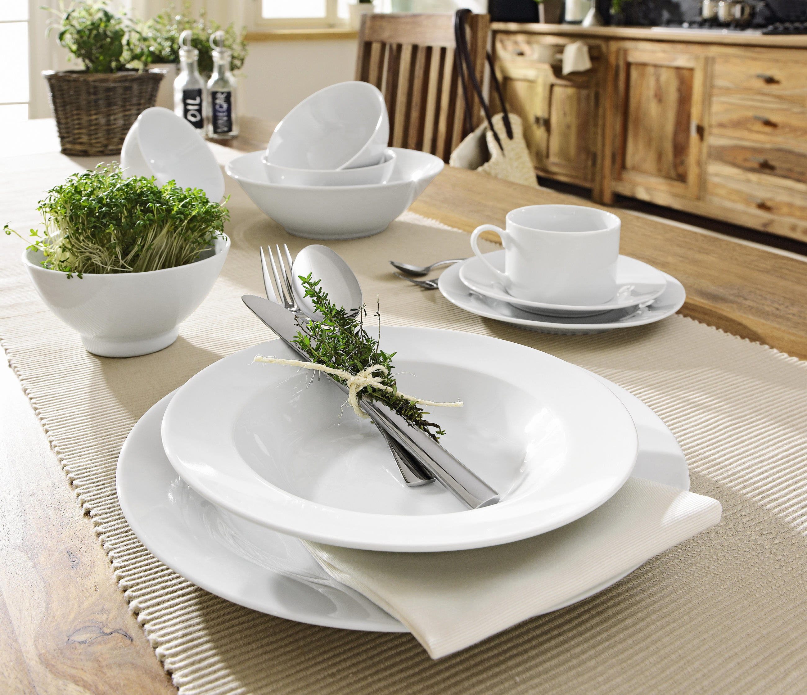 HLUBOKÝ TALÍŘ, keramika, 22 cm - bílá, Basics, keramika (22cm) - Boxxx