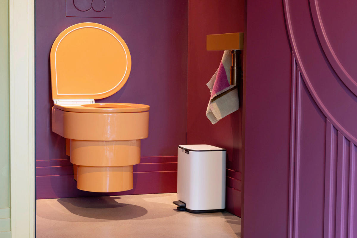 KOŠ S NOŽNOM PAPUČICOM  7 l  Bo  - bijela/antracit, Basics, metal/plastika (24,2/31/24,2cm) - Brabantia