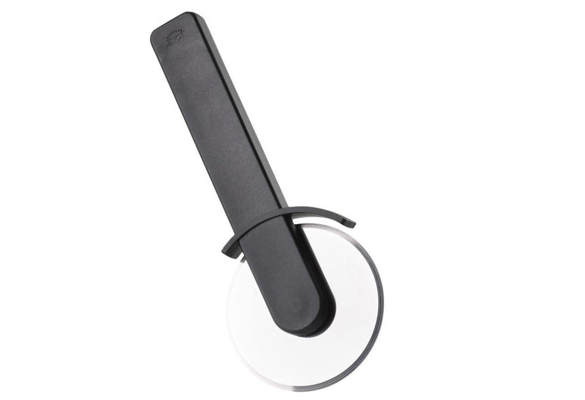 PIZZASKÄRARE - svart, Basics, metall/plast (20cm) - Zone Denmark