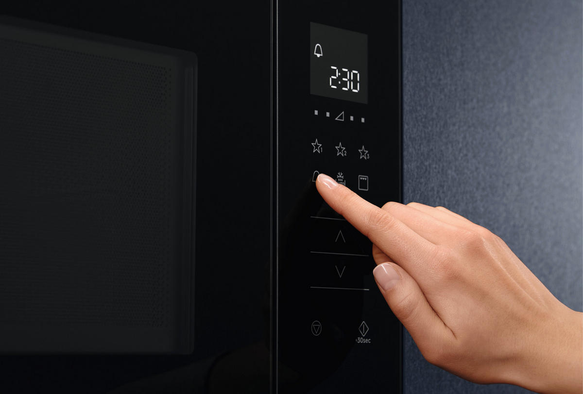 EINBAUMIKROWELLE LMS2203EMK  - Schwarz, Basics, Glas/Metall (59,5/38,8/34,7cm) - Electrolux