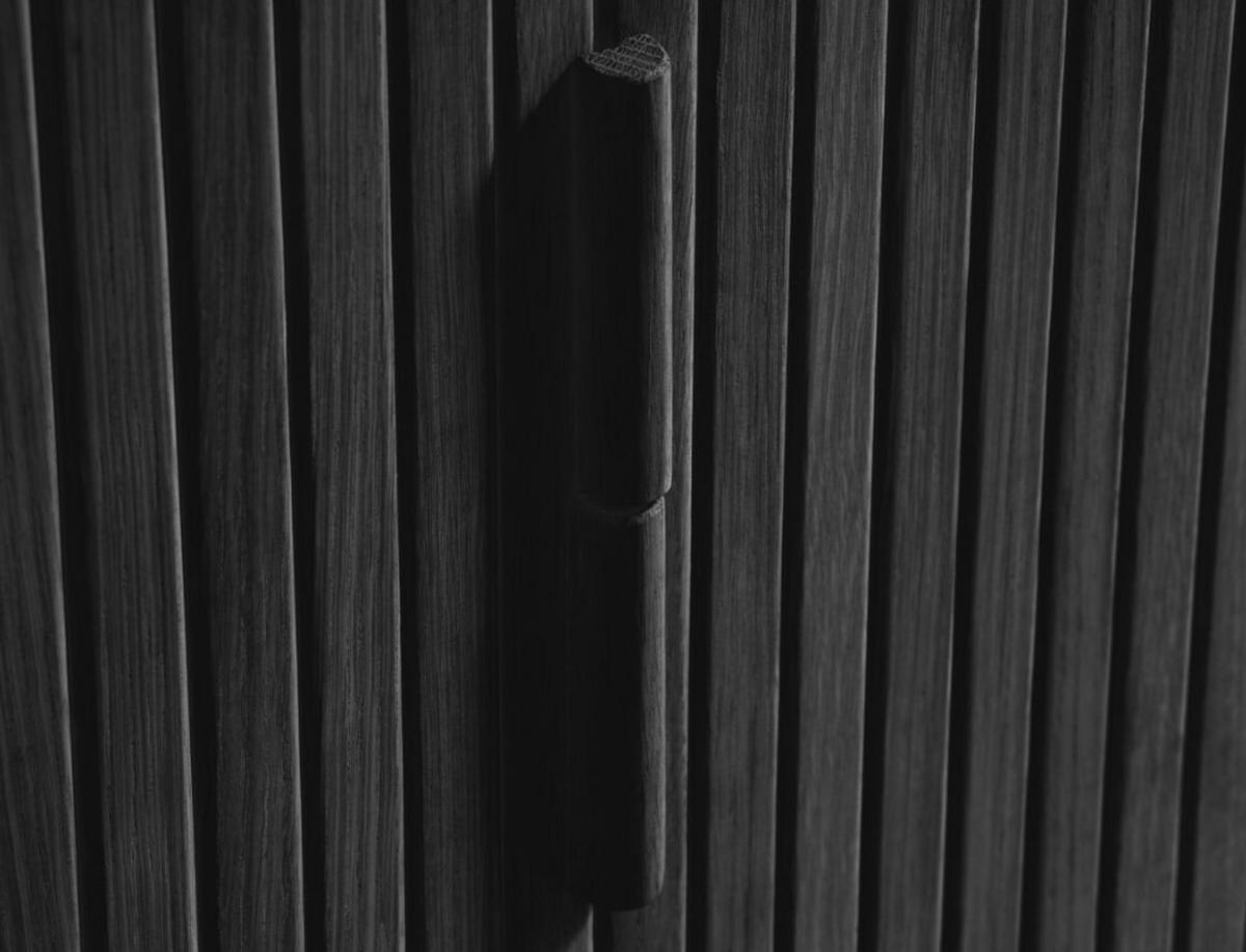 HÖG BYRÅ svart  90/113/40 cm  - svart, Design, trämaterial/trä (90/113/40cm) - Niels Andersson