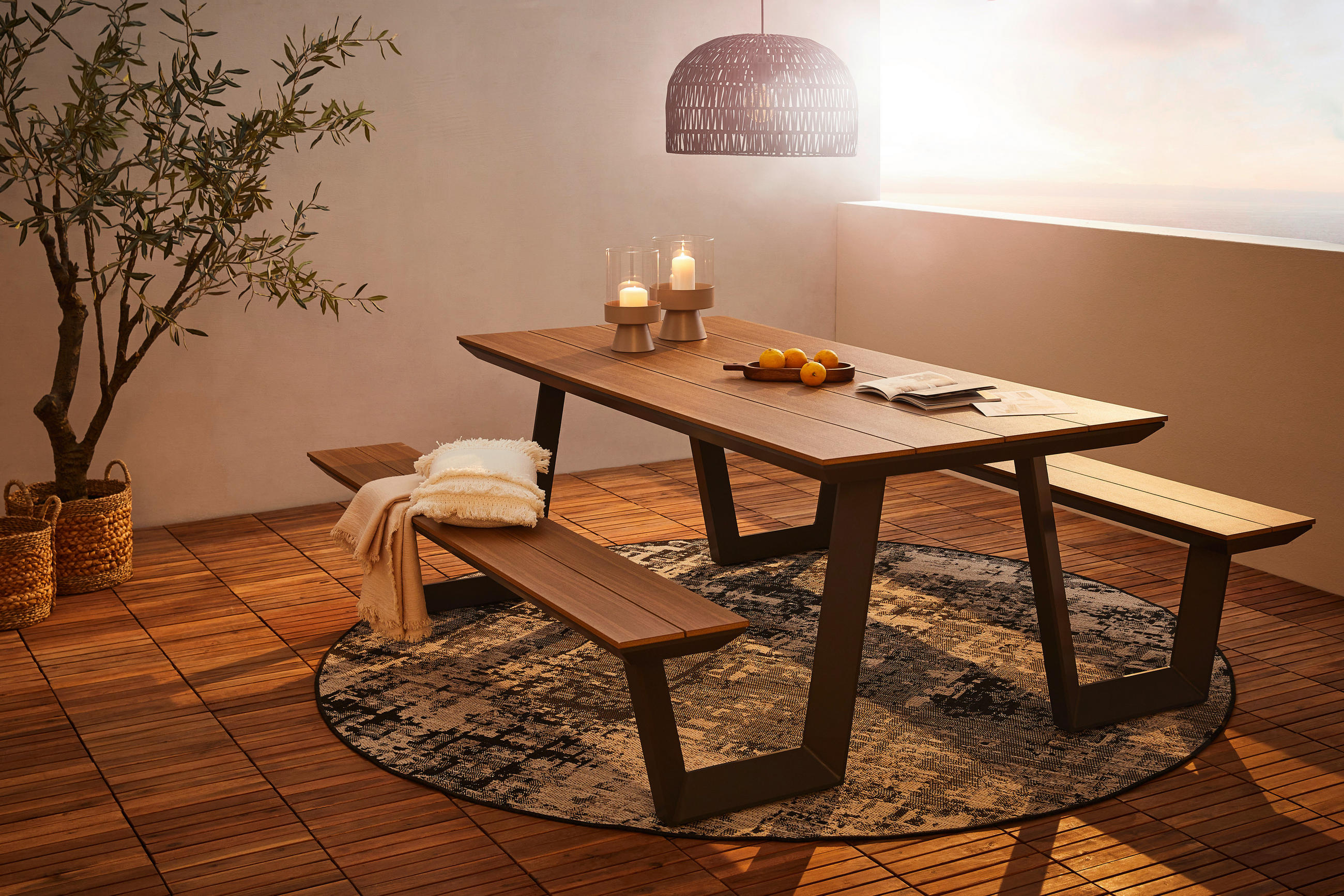 Ambia Garden Gartentischgruppe Anthrazit, Teak