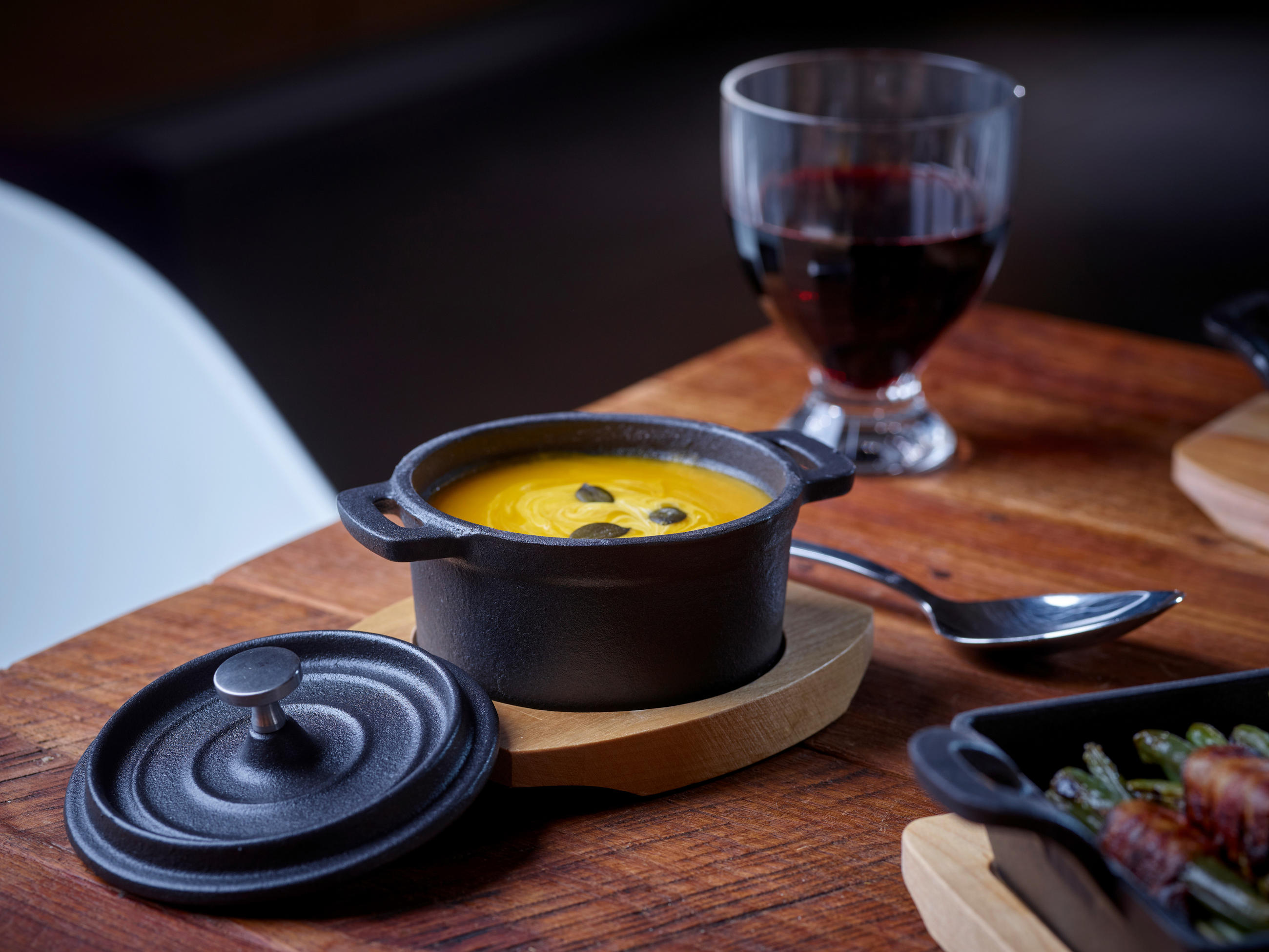 SERVIERPFANNE Emaille  - Schwarz, Basics, Metall (10/13/8cm) - Echtwerk