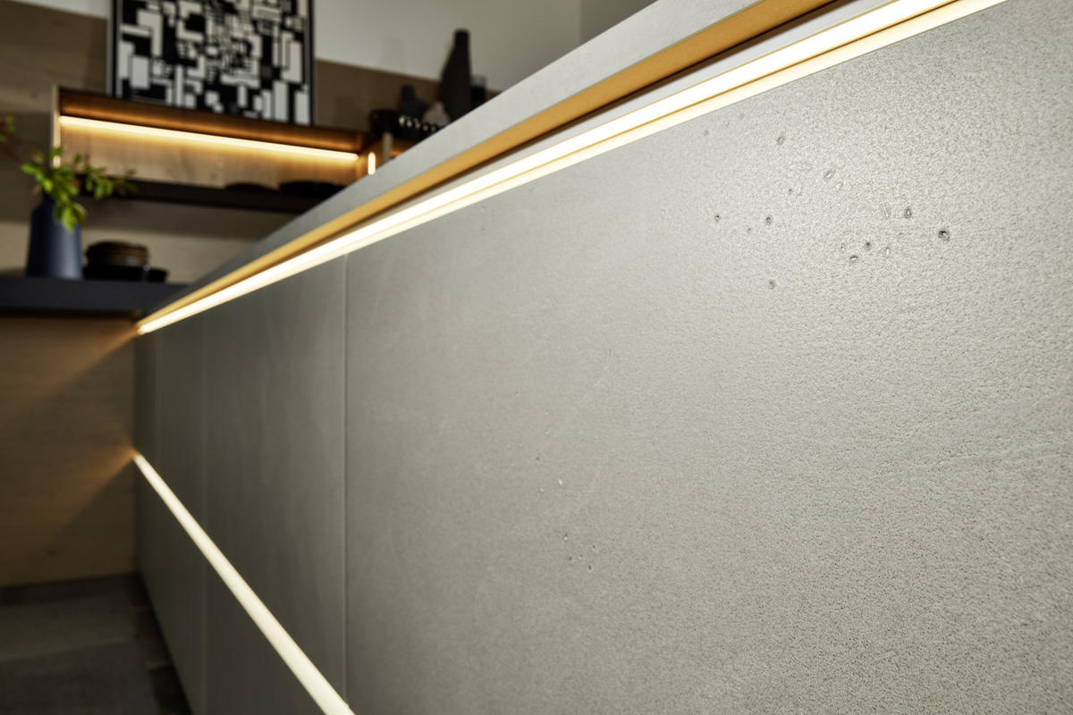 EINBAUKÜCHE   - Eichefarben/Grau, Design, Holzwerkstoff/Stein - Dieter Knoll