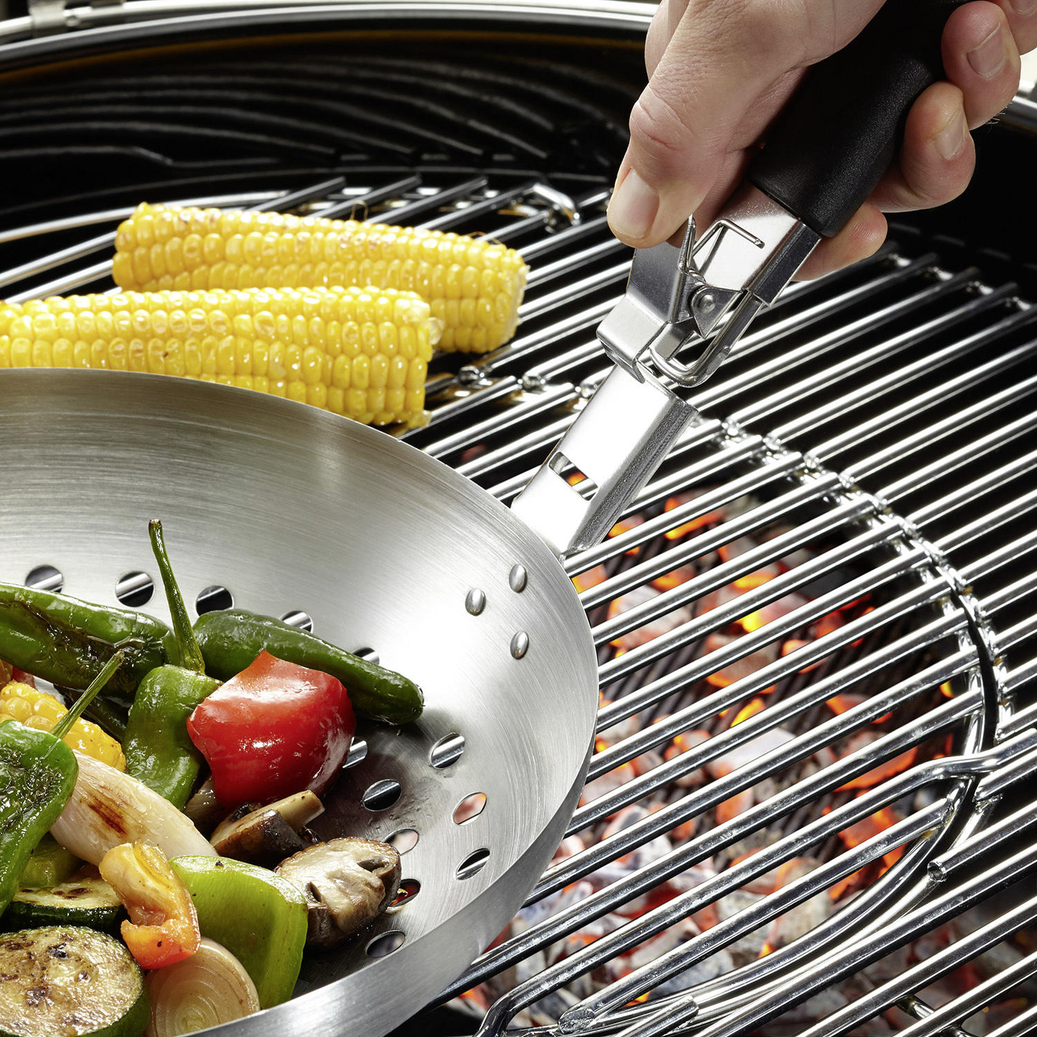 VOK  BBQ  28/17 cm - barve nerjavečega jekla/črna, Basics, kovina/umetna masa (28/17cm) - Gefu