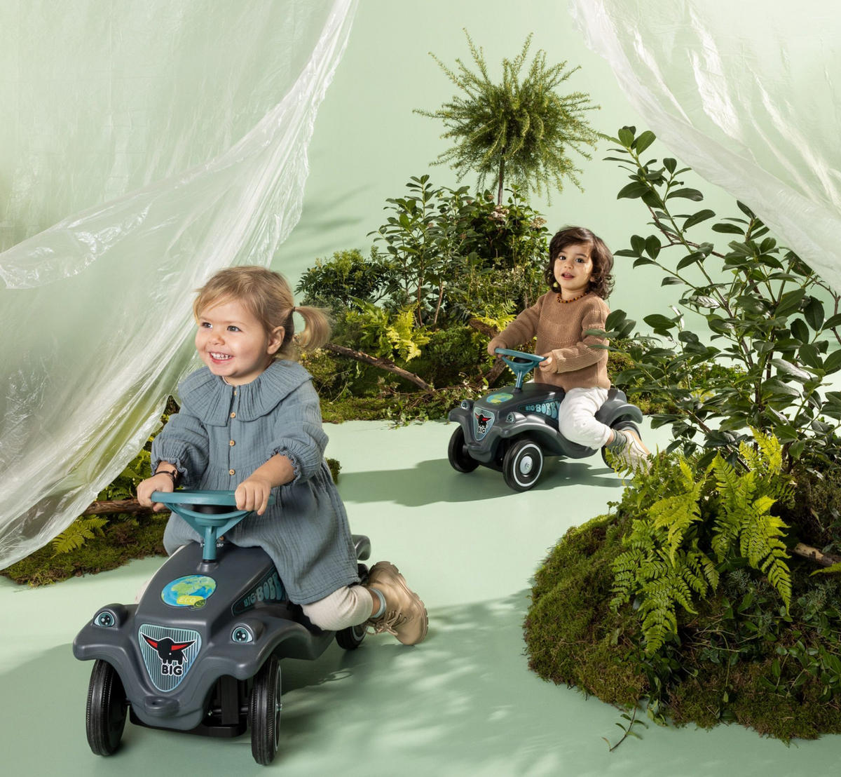 RUTSCHFAHRZEUG   - Anthrazit, Basics, Kunststoff (27/59/31cm) - Simba