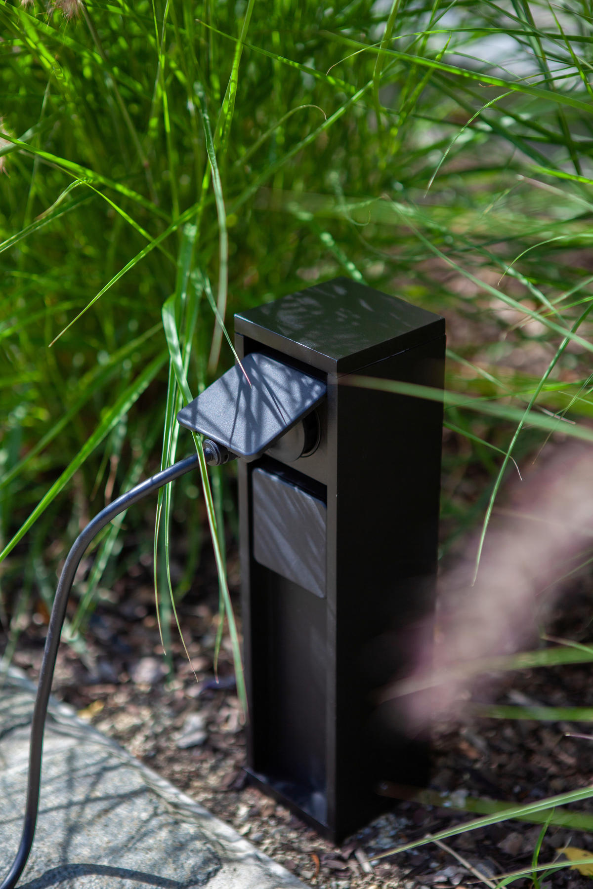 GARTENSTECKDOSE   - Schwarz, Design, Metall (31,00/8,00/8,00cm)