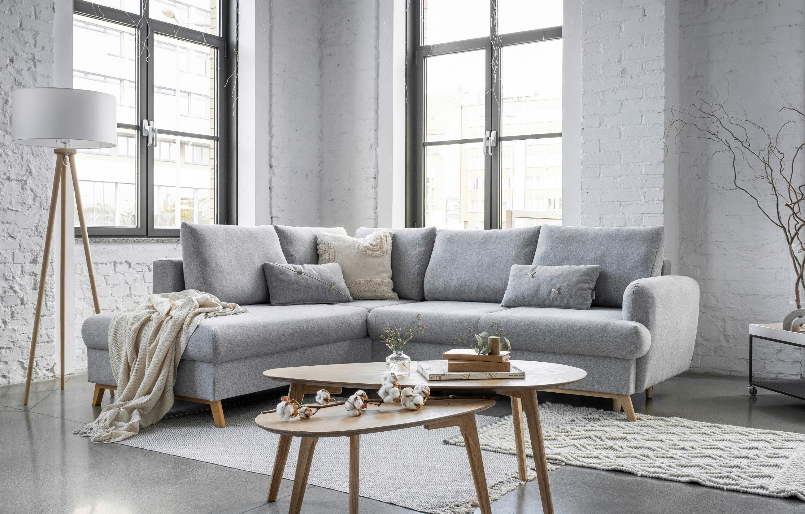 ECKSOFA in Chenille Hellgrau  - Hellgrau/Naturfarben, Holz/Textil (202/242cm) - MID.YOU