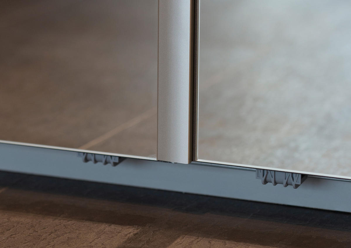 SCHWEBETÜRENSCHRANK in Weiss  - Weiss/Alufarben, Modern, Holzwerkstoff/Metall (226/211/62cm) - Rauch Möbel
