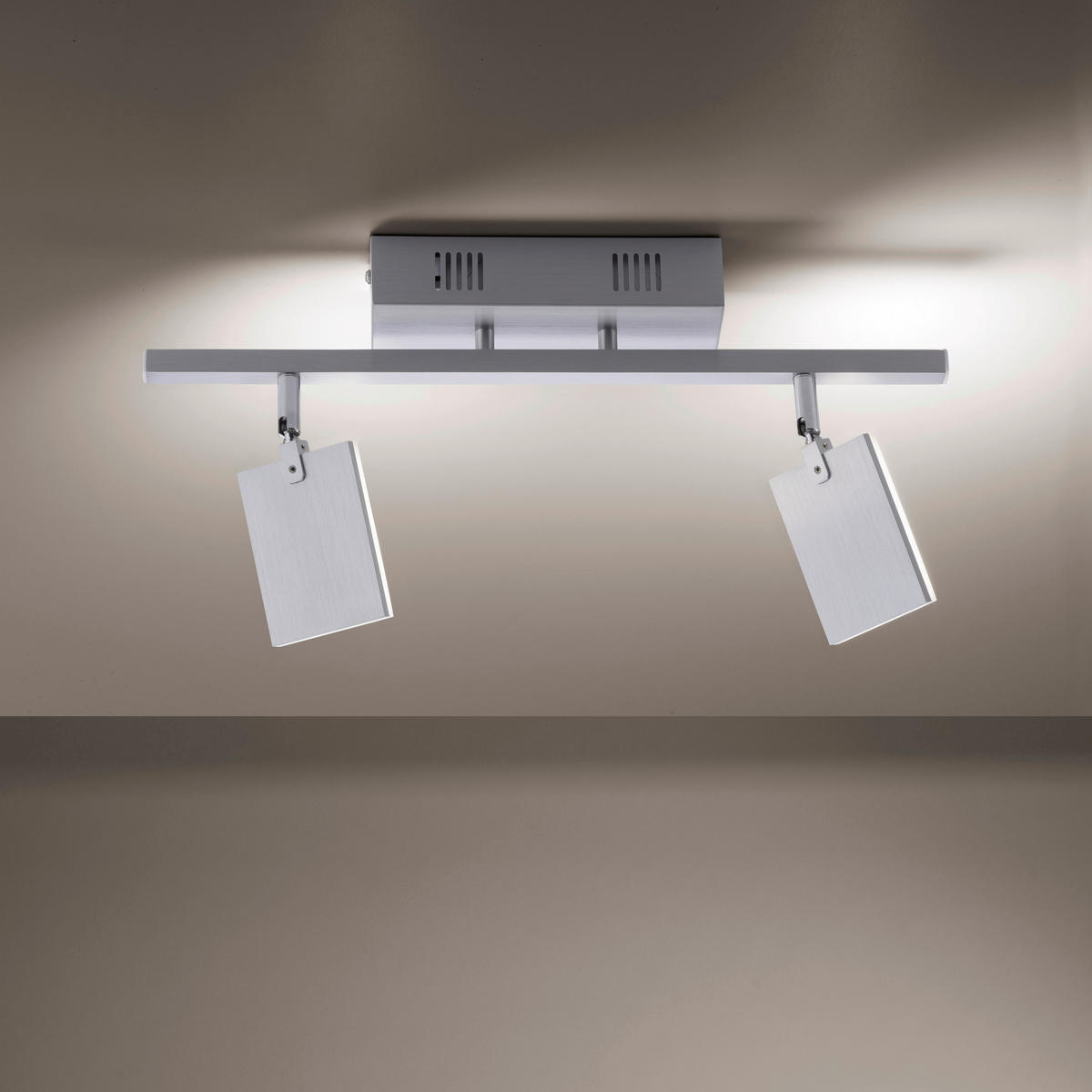 LED-STRAHLER PURE-MIRA 52,5/24/22,5 cm   - Alufarben, Design, Kunststoff/Metall (52,5/24/22,5cm) - Neuhaus PURE