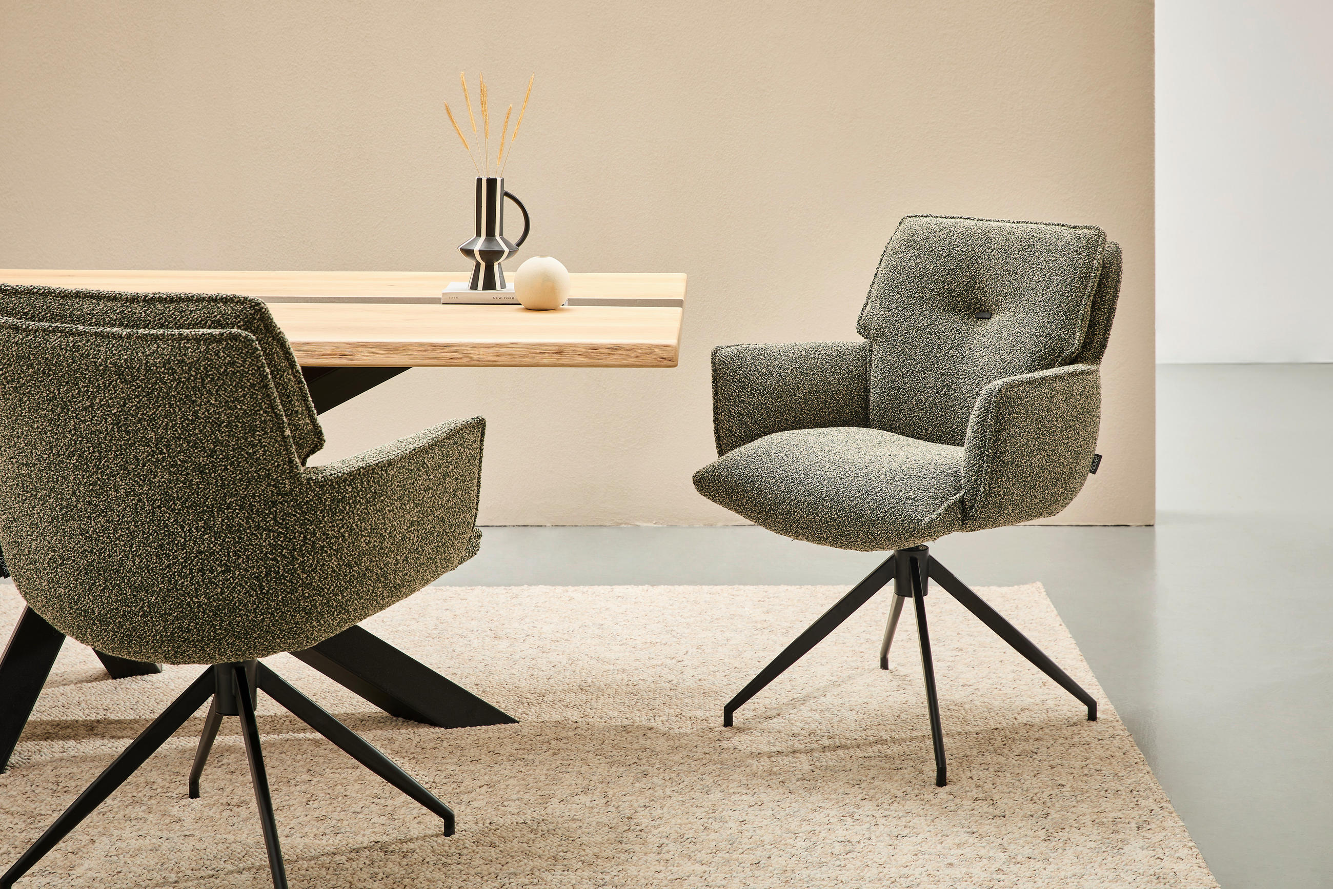 ARMLEHNSTUHL  in Eisen Webstoff  - Dunkelgrün/Schwarz, Design, Textil/Metall (66/89/69cm) - Novel