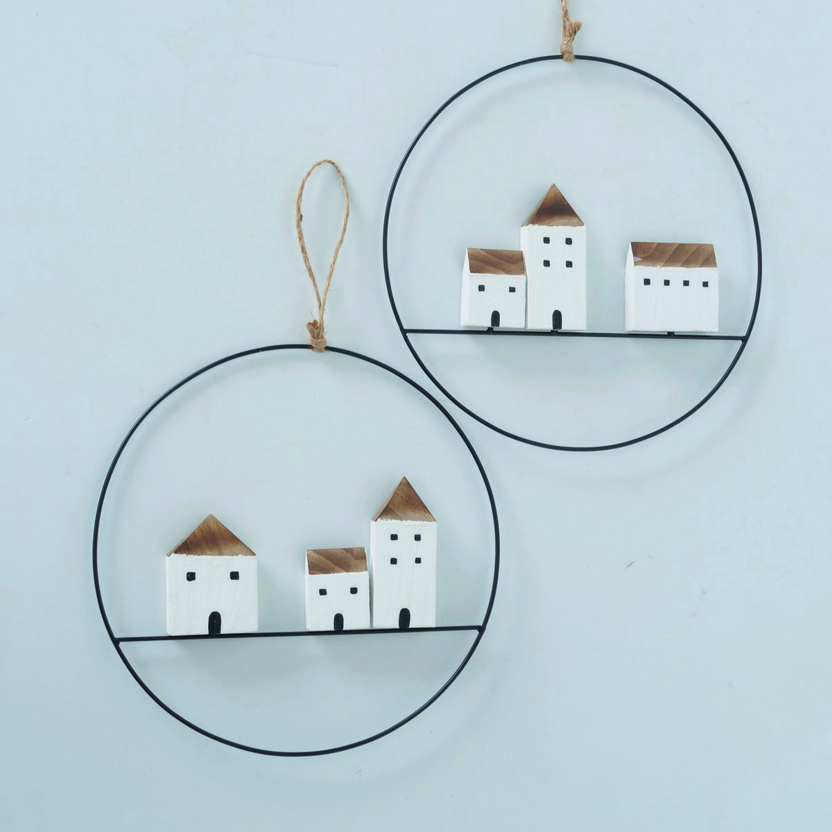 DEKORATIONSHÄNGE - vit/brun, Design, metall/trä (28/2/28cm)