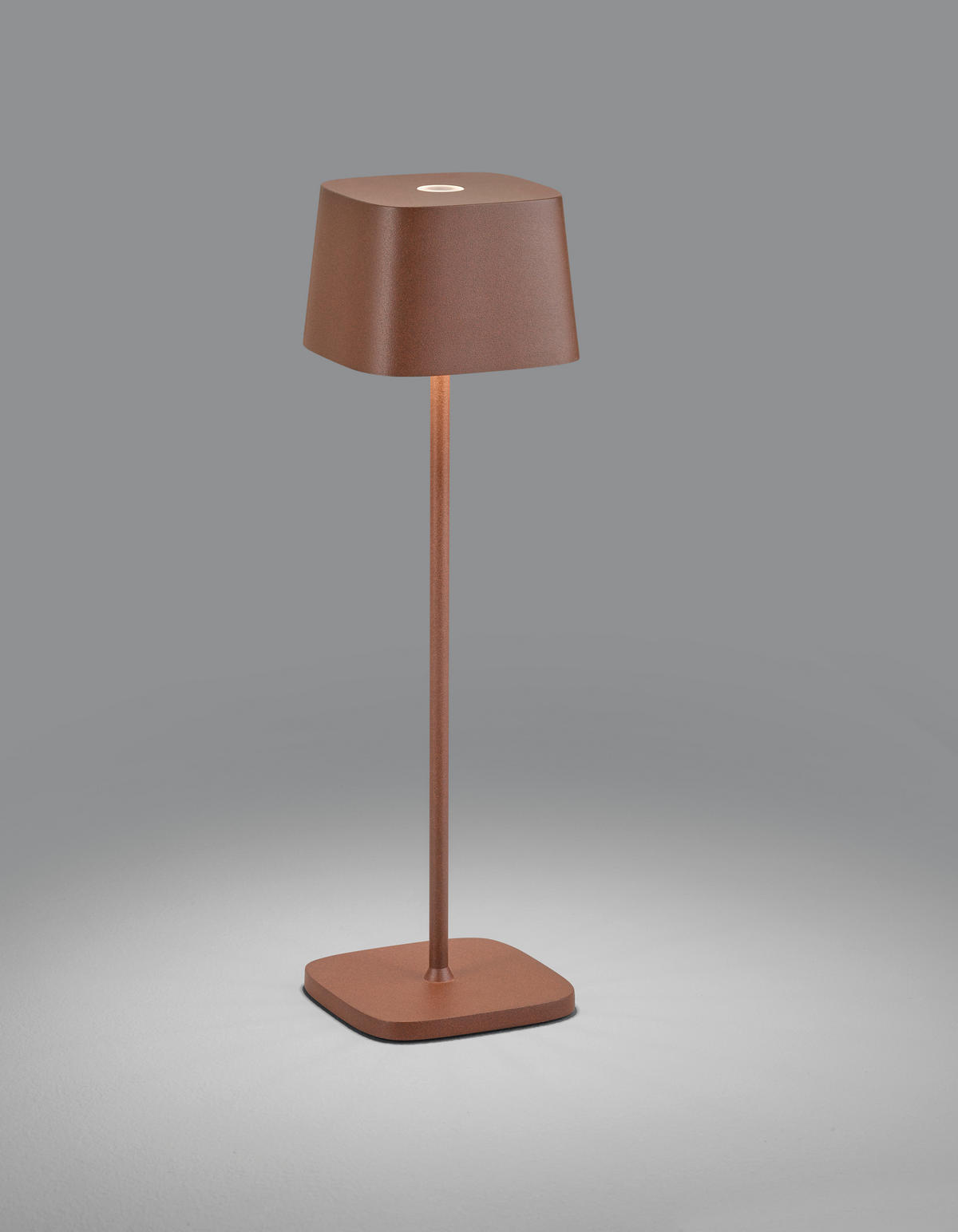 AKKU-TISCHLEUCHTE Kori  - Rostfarben, Design, Metall (10/35/10cm) - Helestra