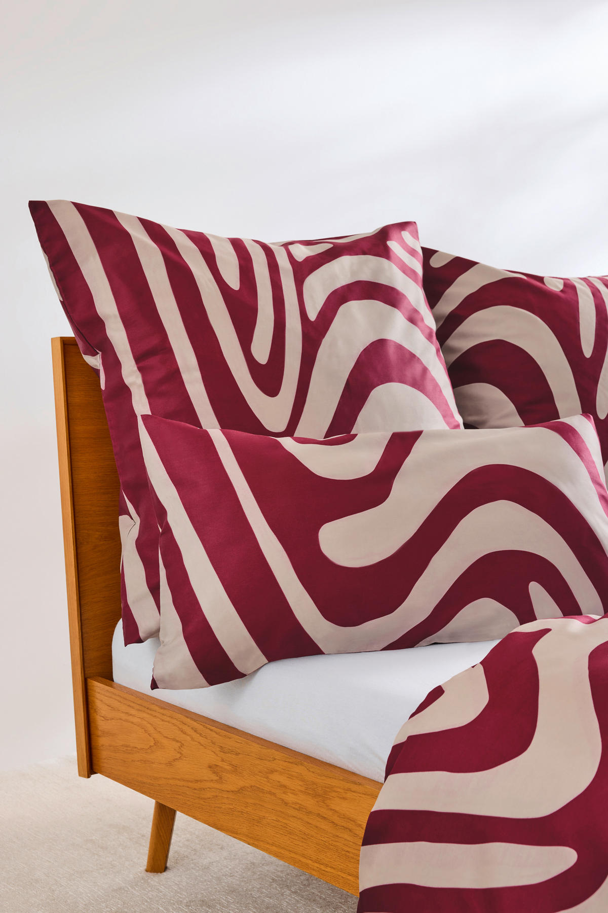 BETTWÄSCHE Makosatin 135/200 cm  - Bordeaux/Beige, Basics, Textil (135/200cm) - S. Oliver