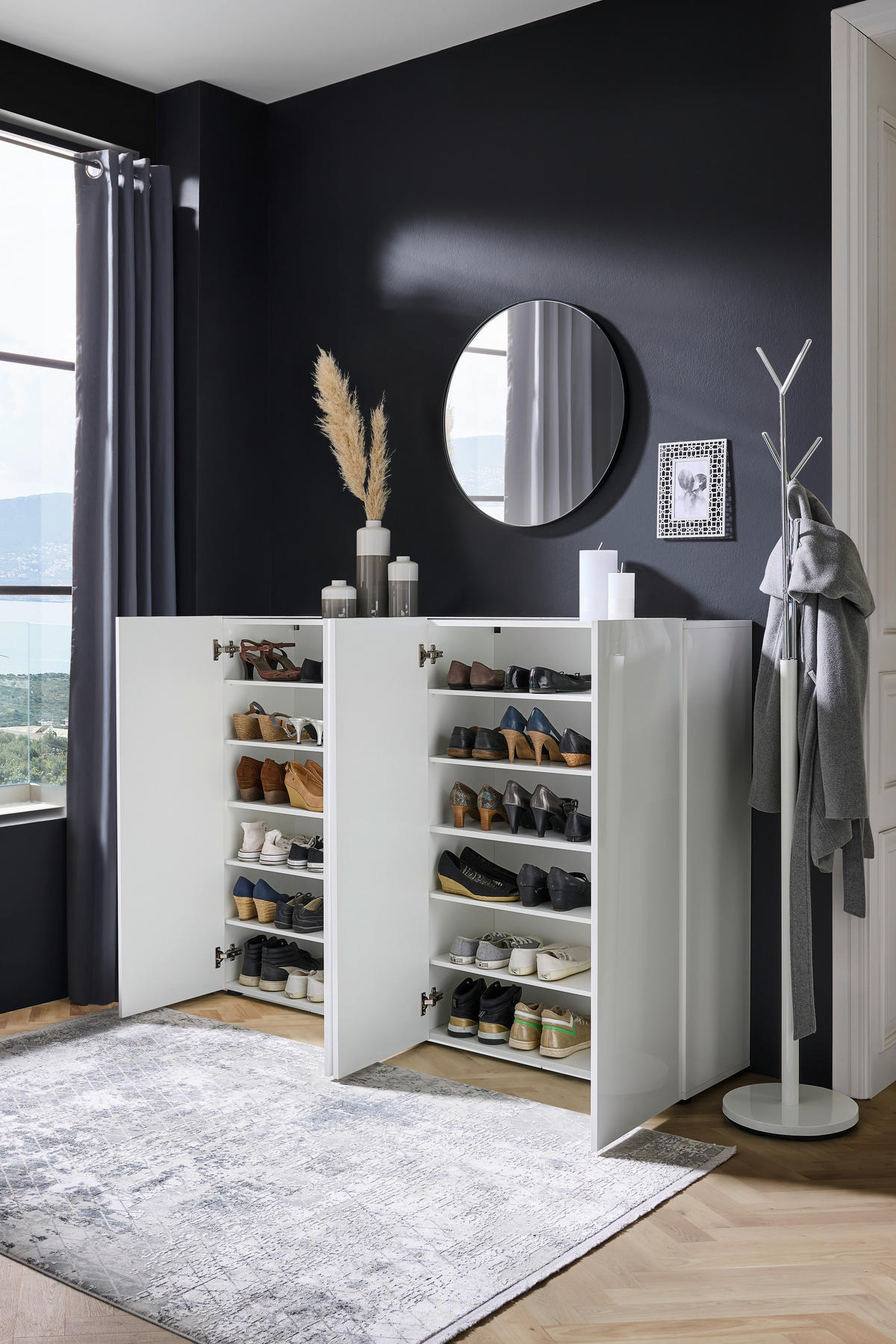 SCHUHSCHRANK Weiß  - Schwarz/Weiß, Design, Holzwerkstoff/Kunststoff (160/115/34cm) - home24