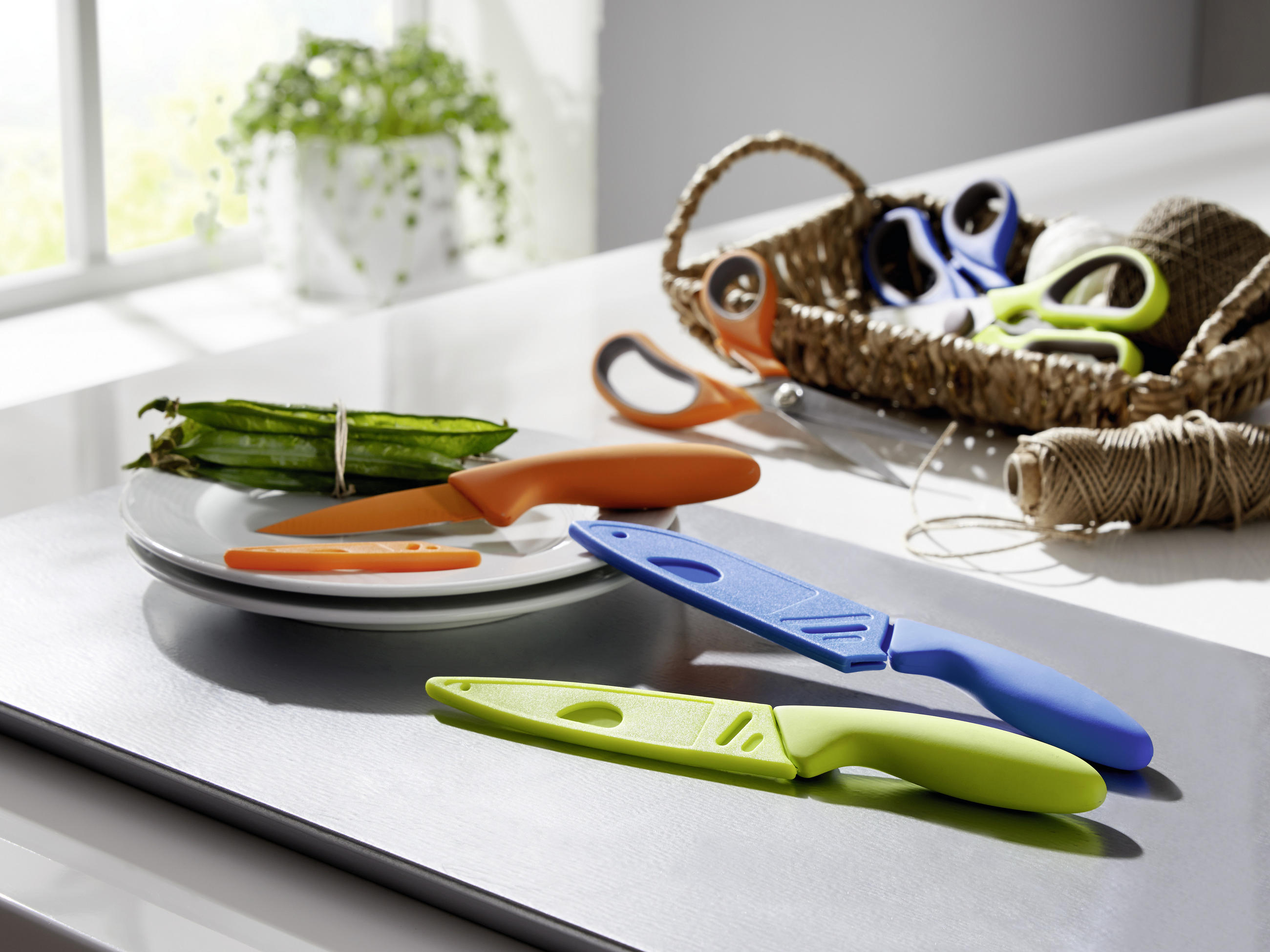 SET DE CUȚITE 3 piese  - verde deschis/albastru, Basics, plastic (28,5cm)