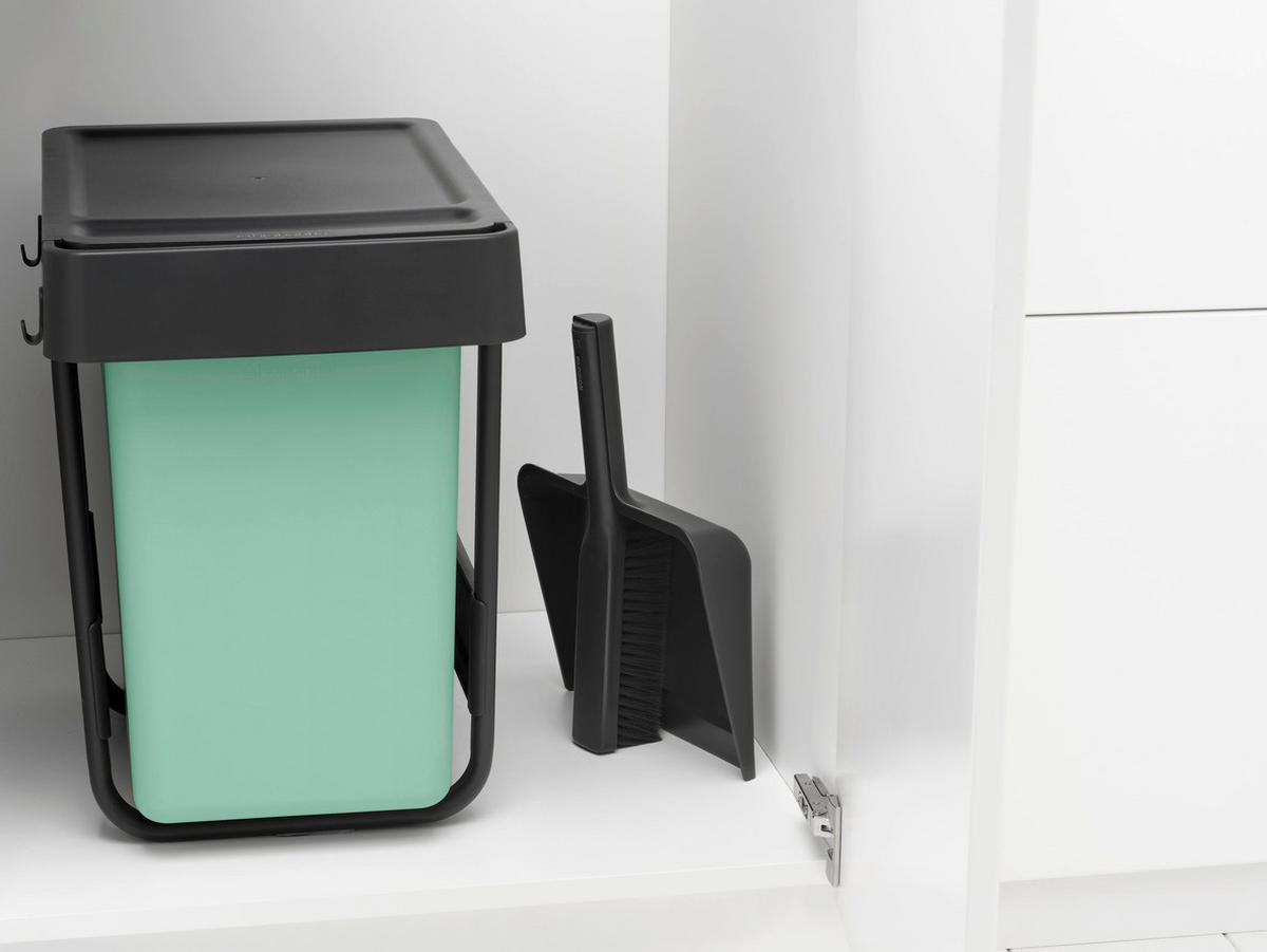 KEHRGARNITUR - Dunkelgrau, Basics, Kunststoff (24/33/9cm) - Brabantia