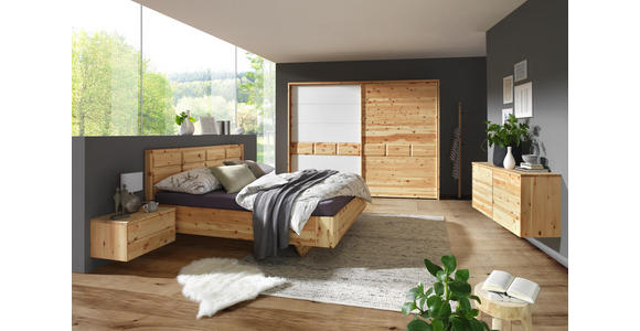 SCHWEBETÜRENSCHRANK in massiv Zirbe Weiß, Zirbelkieferfarben - Zirbelkieferfarben/Weiß, Natur, Glas/Holz (300/225/65cm) - Valnatura