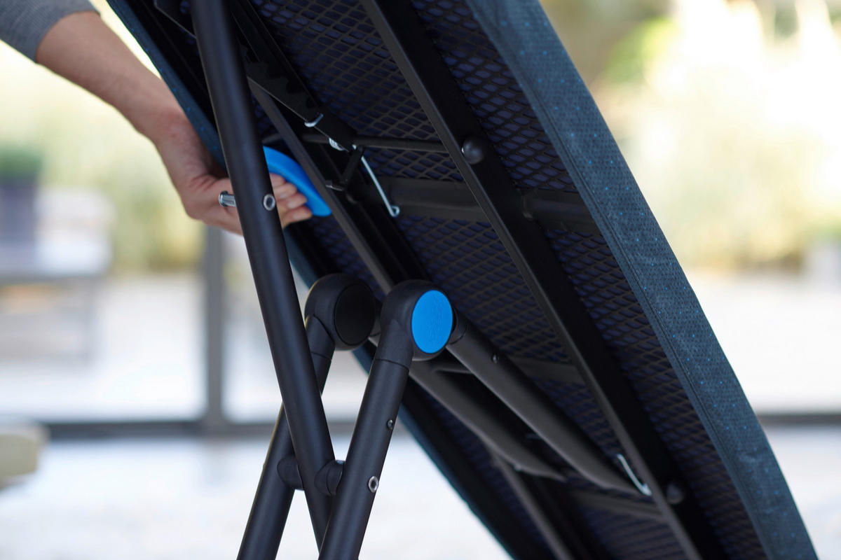 LIKALNA DESKA - temno modra, Basics, tekstil (38/136/8,5cm) - Joseph Joseph