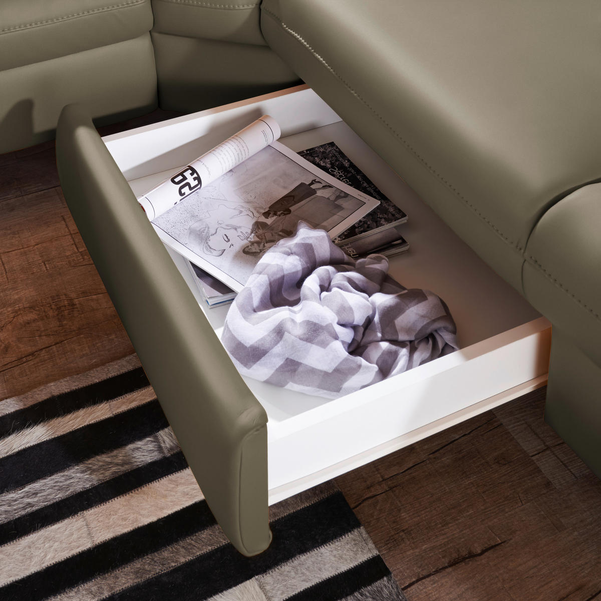ECKSOFA in Echtleder Olivgrün  - Alufarben/Olivgrün, Design, Leder/Metall (271/239cm) - Cantus